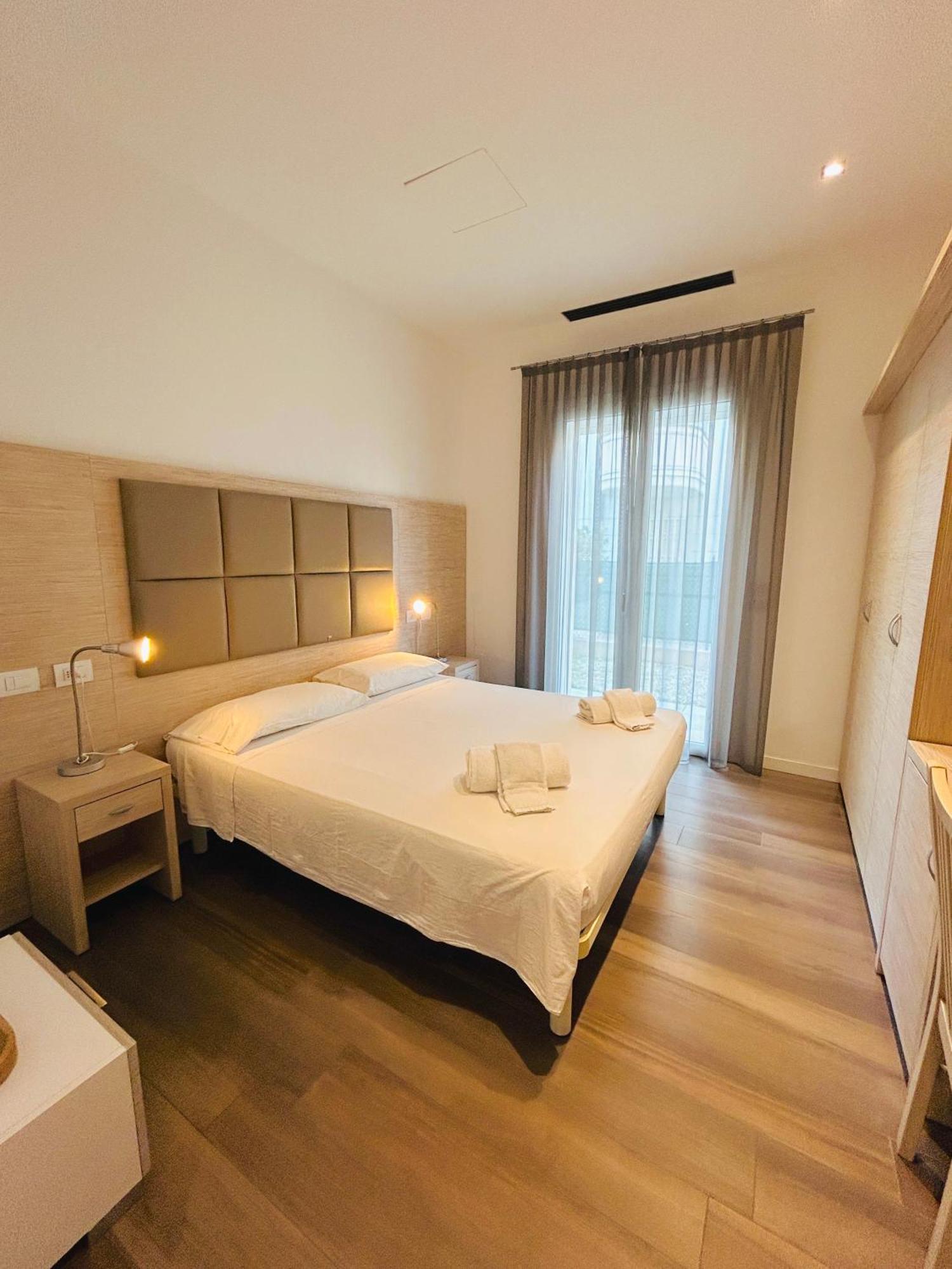 Апартаменты Menotti 3A-Flexrent Abissinia Риччоне Экстерьер фото